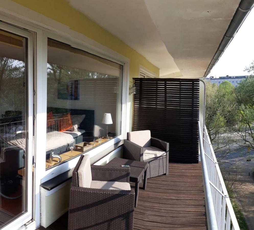 Modern City Apartment With Balcony And Nice Parc View BRE Exterior foto