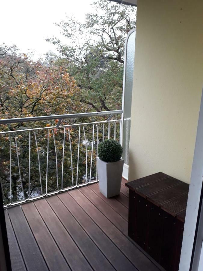 Modern City Apartment With Balcony And Nice Parc View BRE Exterior foto